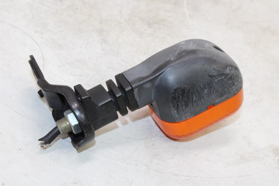 Yamaha XJ550 SECA 1980 OEM INTERMITENTE TRASERO IZQUIERDO INDICADOR DE LUZ Foto 4 de 4