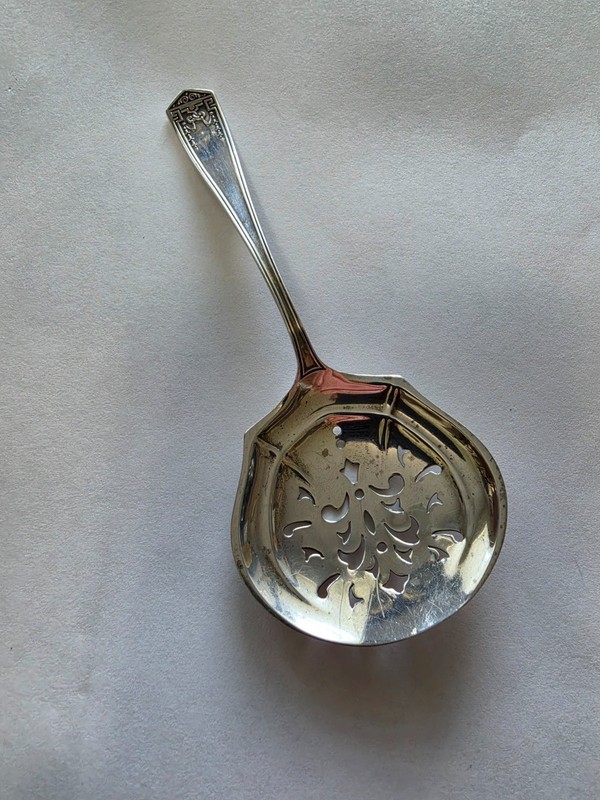 Sterling silver tomato server, Gorham, 1915, Clermont pattern, pretty rare