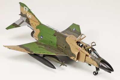 Hobby Master 1/72 F-4D Phantom II #66-8738 USAF 8th TFW, 497th TFS Night Owls