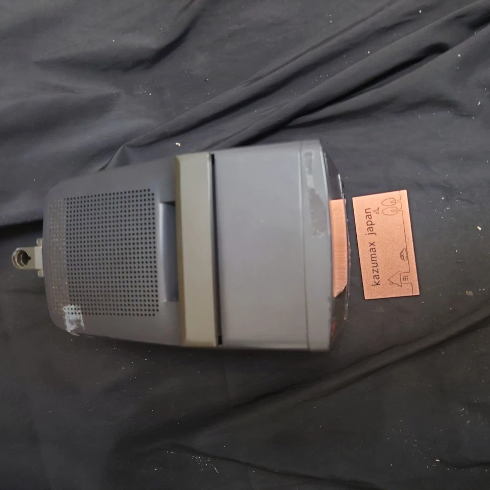 Sony EV-DT1 Untested Video8 Player Recorder with Built-in Trinitron CRT Monitor - Image 4 of 4