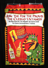 República de Cuervo Oro Nación de Espíritus Indómitos Bandera Hombre Cueva 55"x36"-BRC