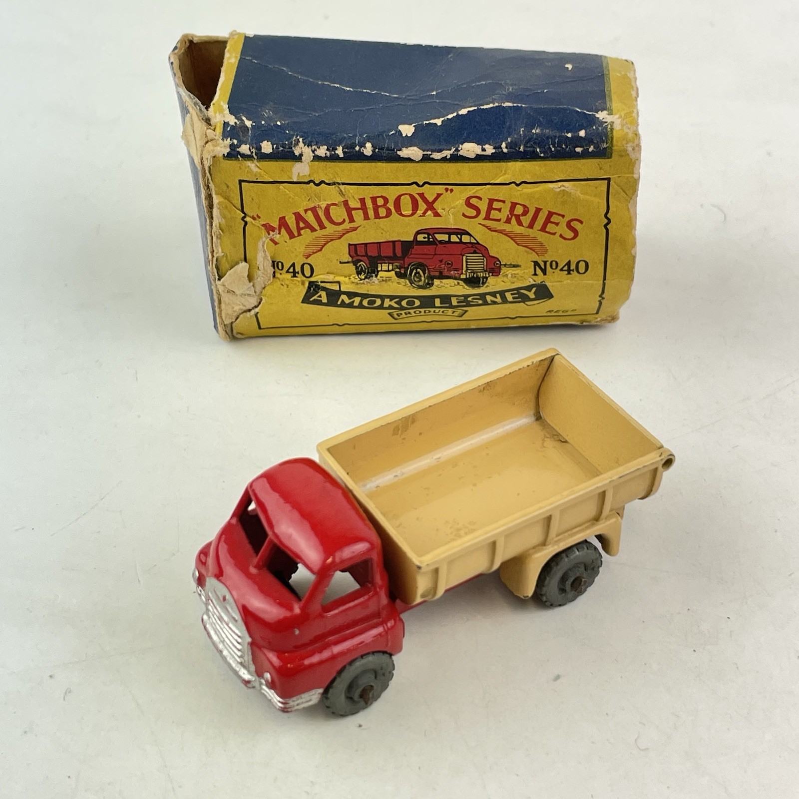 Matchbox 40a, Bedford 7ton Tipper - Free Price Guide & Review