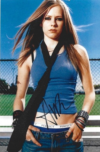 Avril Lavigne Signed Pre Print Reprint A4 Rare Skaiter Boy