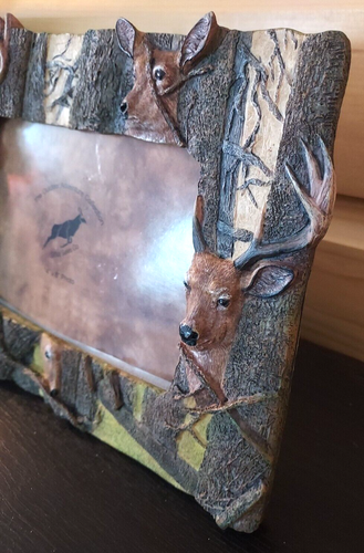 Deer Hunting 3D PICTURE FRAME Rustic Cabin Decor BUCK DOE Resin PHOTO 4x6” Frame - Picture 3 of 8