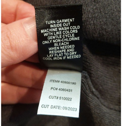 Torrid Everyday Soft V Neck Raglan Sleeve Sweater Charcoal Gray Soft 2 2X 18 20 - Picture 8 of 10