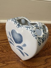 Corning Blue Hearts Toothbrush Holder