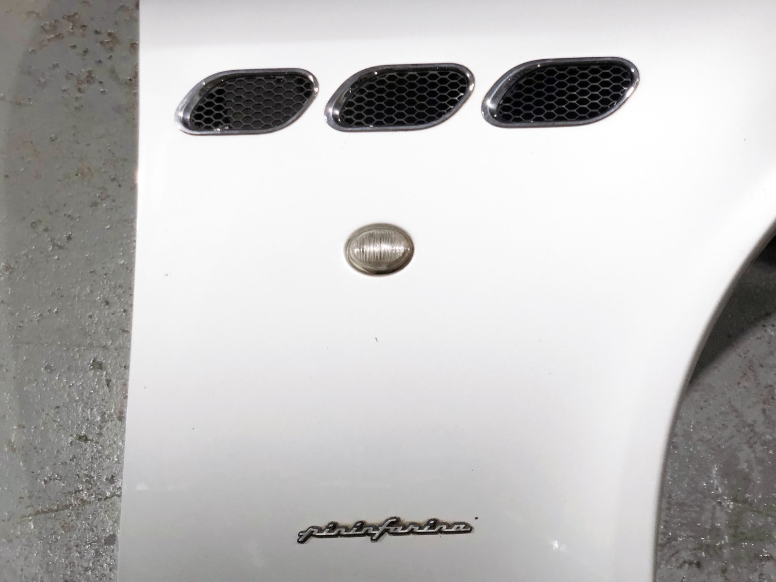 03-13 Maserati Quattroporte M139 Right Passenger Fender Panel GRIGIO TOURING 09