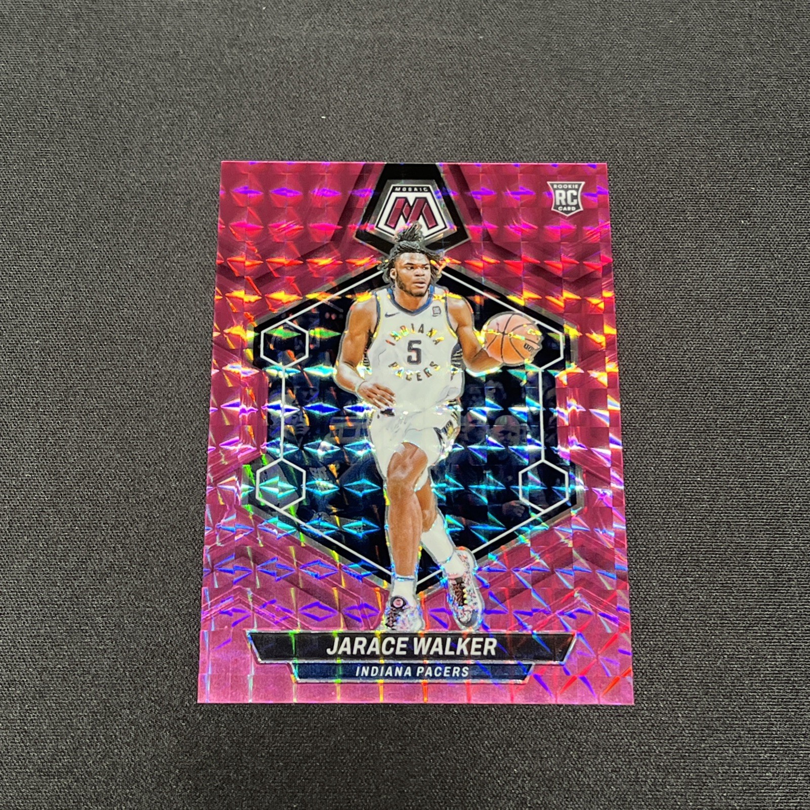 2023-24 Panini Mosaic Jarace Walker #210 Pink Mosaic Prizm 075/149 (RC) Pacers