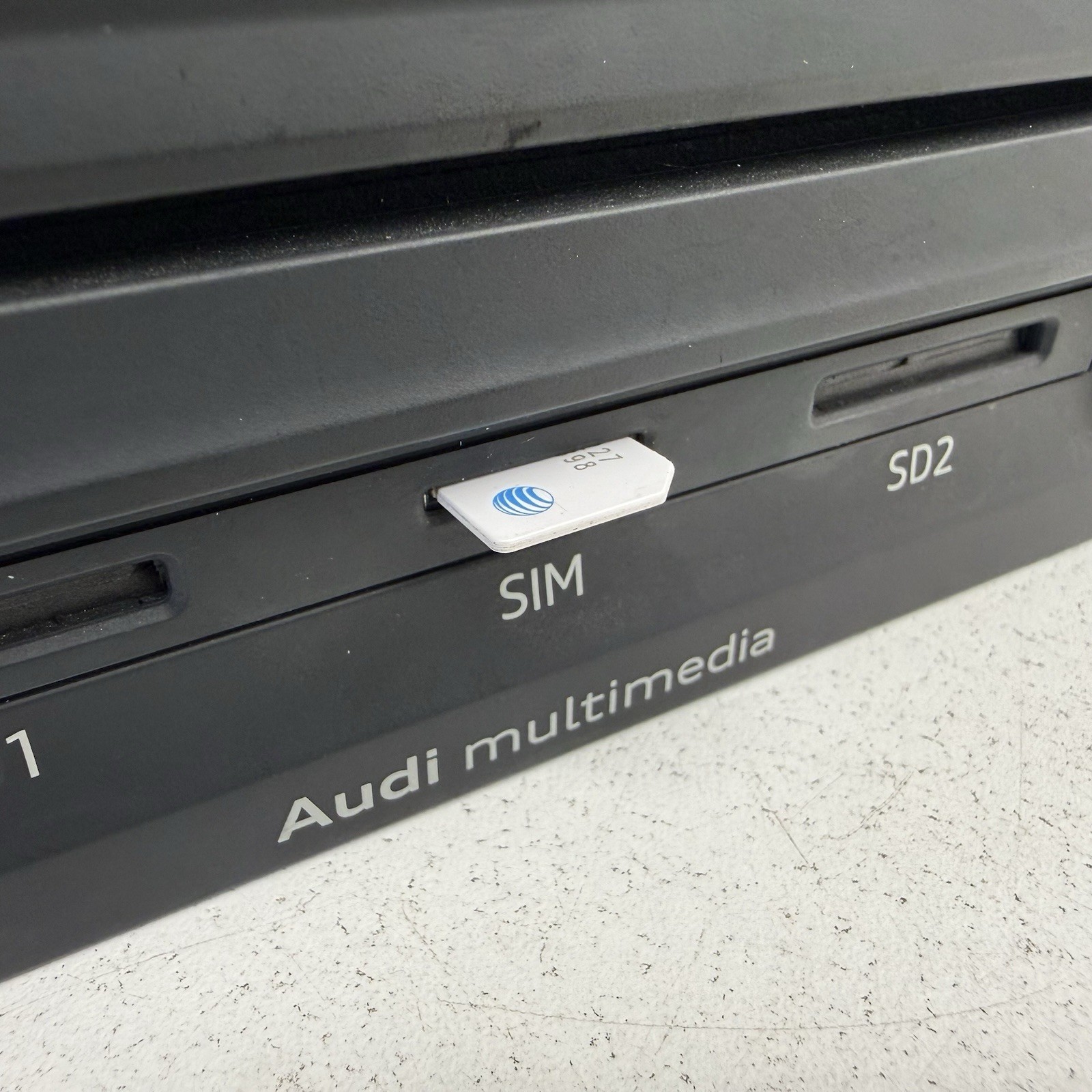 17-23 Audi R8 Multimedia Navigation Audio SD CD Receiver 4S0035025A OEM