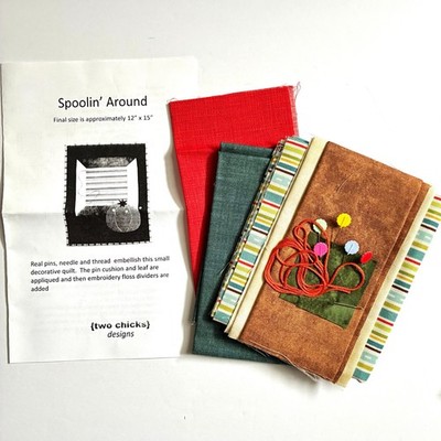 Spoolin Around Mini Quilt Kit Two Chicks Designs Pin Cushion Spool Sewing 12x15''