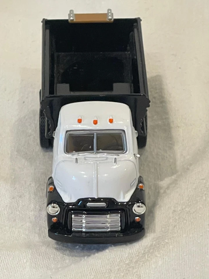 Matchbox Collectibles Models of Yesteryear 1948 GMC Dump Truck US Steel YYM36836 - Image 3 of 4