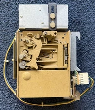 Rowe AMI R84 TO 100A coin mech and Harness switches