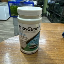 PhosGuard Phosphate Remover (250 mL) - Seachem