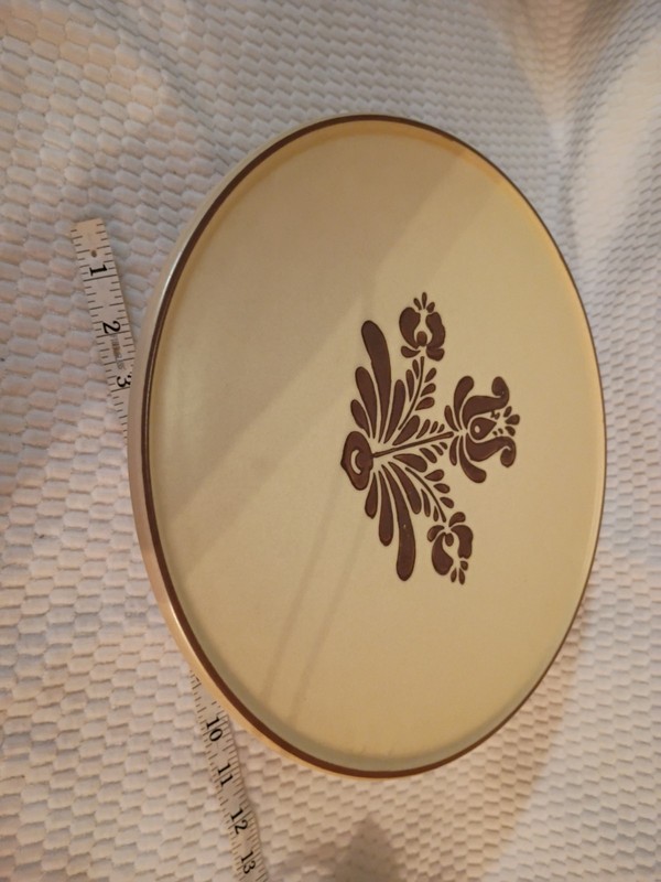Pfaltzgraff Village Tan And Brown 11" Cake Stand