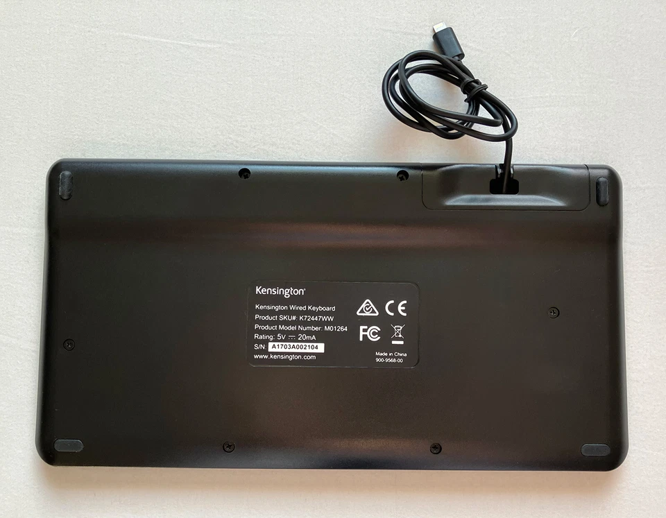 Kensington Black Wired Lightning Keyboard iPhone iPad Model M01264 SKU K72447WW - Image 3 of 3