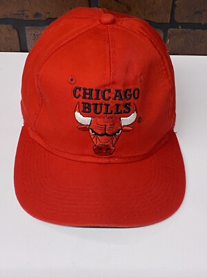 Vintage Chicago Bulls Hat Cap Snapback Mens Red 90s Logo The