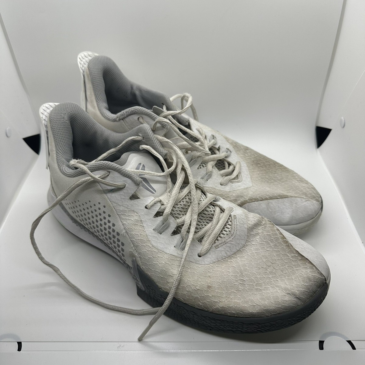 Nike Mamba Mamba Fury Gray Nike Mamba Fury Black Smoke Grey White