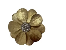 Premier Designs Textured 3D Gold Tone Flower Pin/Pendant Rhinestones Center