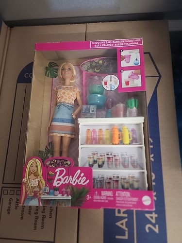Poupée Barbie Avec Bar à Smoothies Et Accessoires Chef Cocktail, GRN75, Mattel, NRFB Neuve