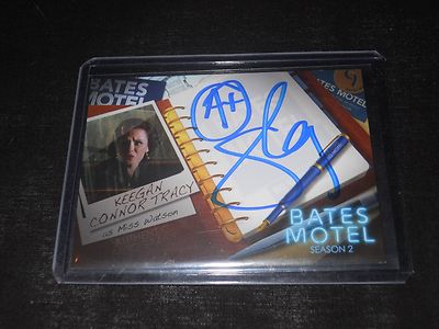 Bates Motel TV Show Season 2 Autograph Card Keegan Connor Tracy Watson AKC1 