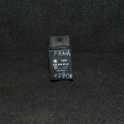 Skoda Fabia part Adapter Relais 5J0959631A 5J 1.4TDI 59kw 2007