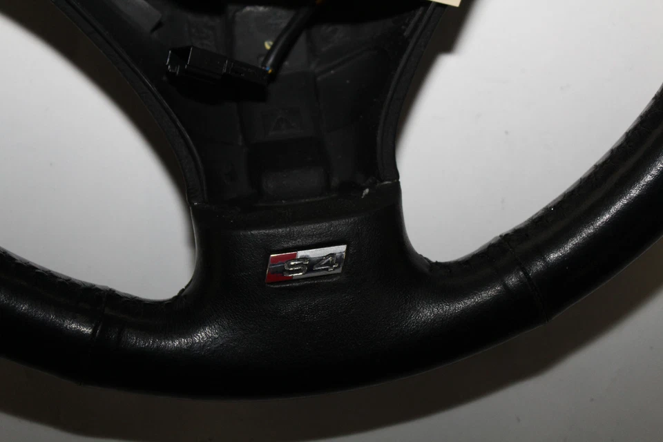 2000-2002 AUDI S4 BLACK LEATHER STEERING WHEEL X837 - Image 2 of 4