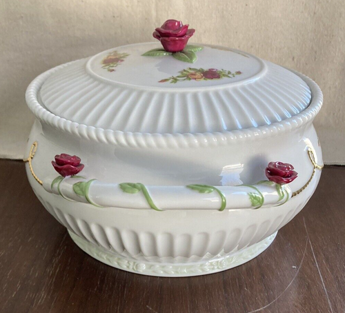 Royal Albert Old Country Roses Vegetable Dish Bowl w LID Handled NEW - Picture 4 of 13