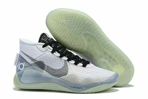 kd 12 zoom