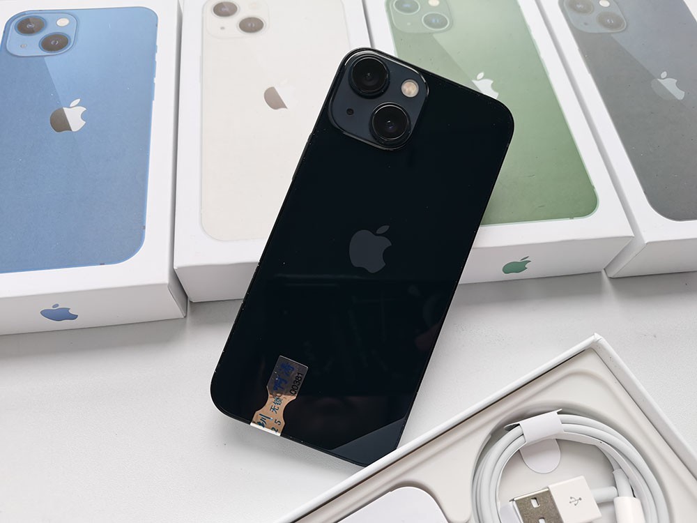 Apple iPhone 13 mini - 512GB - (Unlocked) Smartphone with Face ID
