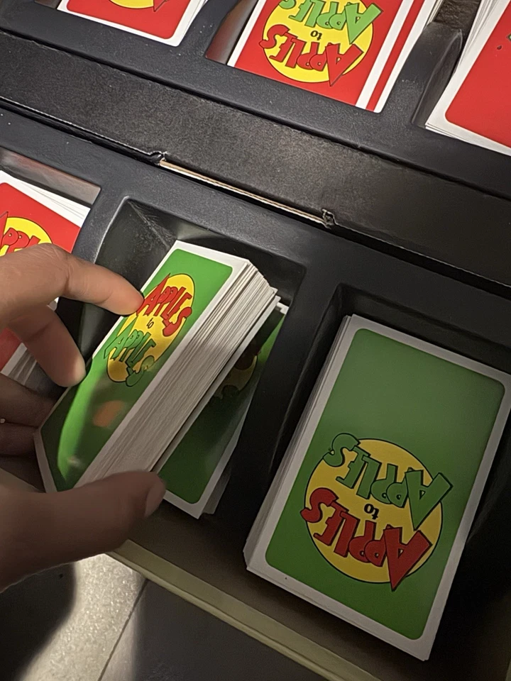 apples to apples party box - Image 3 of 4