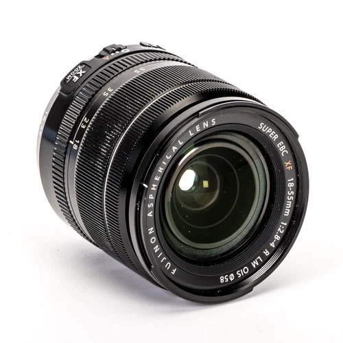 Fujifilm XF 18-55 mm/2,8-4 R LM OIS schwarz gebraucht Zustand: Stark Gebraucht - Bild 2 von 5