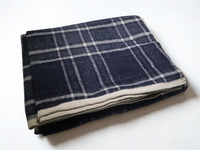 Quebec. New Plaid Blanket Throw