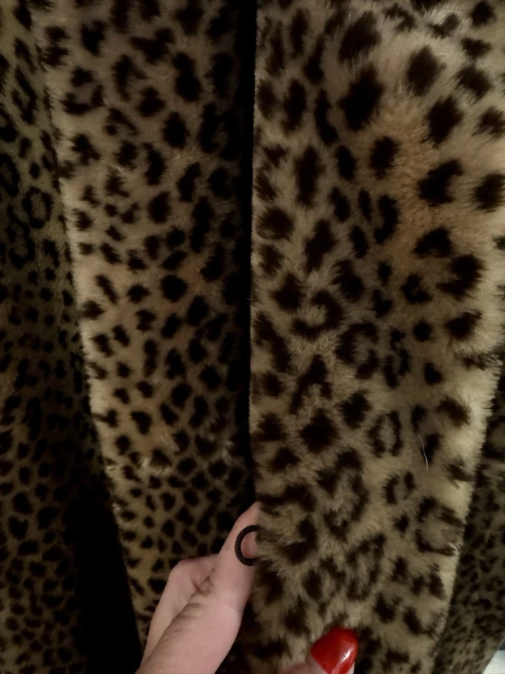 Vintage 80’s Leopard Cheetah Print Faux Fur Coat Rockabilly Roomy Medium - Image 4 of 4