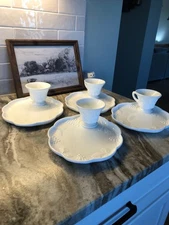 Set of 4 vintage Indiana Colony Harvest Grape Milk Glass Snack Trays with Cups