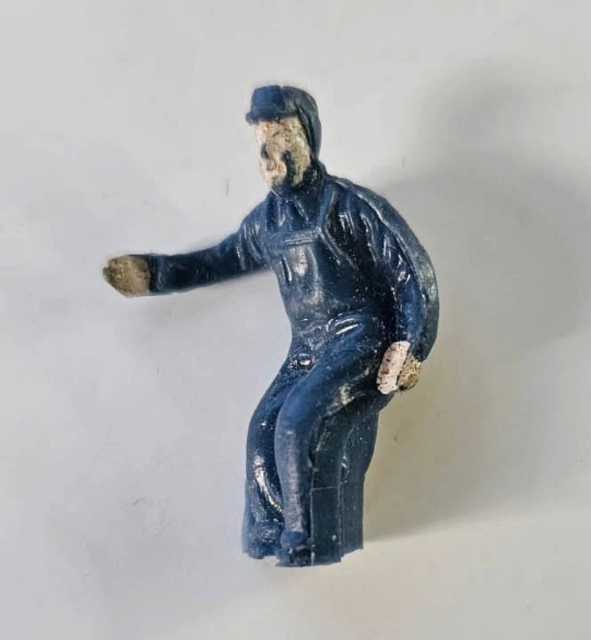 LIONEL 3562-25  A.T. & S.F. VAR.-B- BLUE LTRS OPER.BARREL CAR + 106 Bin - Image 2 of 4