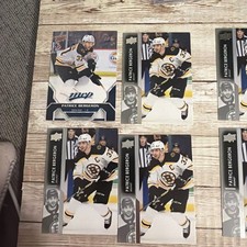 (10) Patrice Bergeron lot Boston Bruins