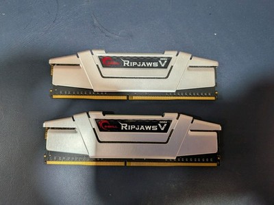 Gskill Ripjaws 16GB (2x8GB) DDR4 RAM F4-2400C15S-8GVS