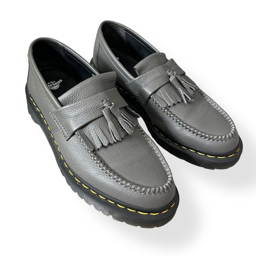 Mocasines Dr. Martens Adrian Borla Gris Cuero Guijarro Para Mujer EE. UU. 11 Informales - Imagen 2 de 8