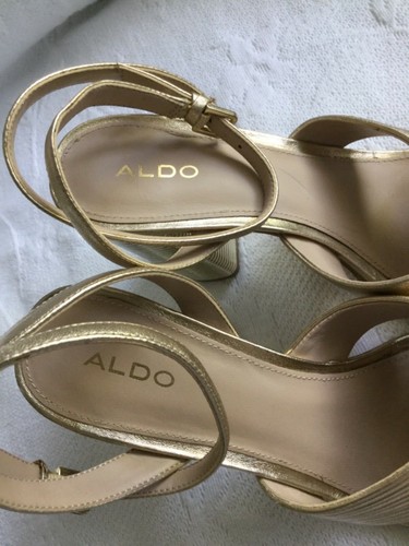 ALDO 8.5 M Gold CrissCross Ankle Wrap Sandal Heels 4 3/4” Chunky Metallic Heel - Picture 7 of 10