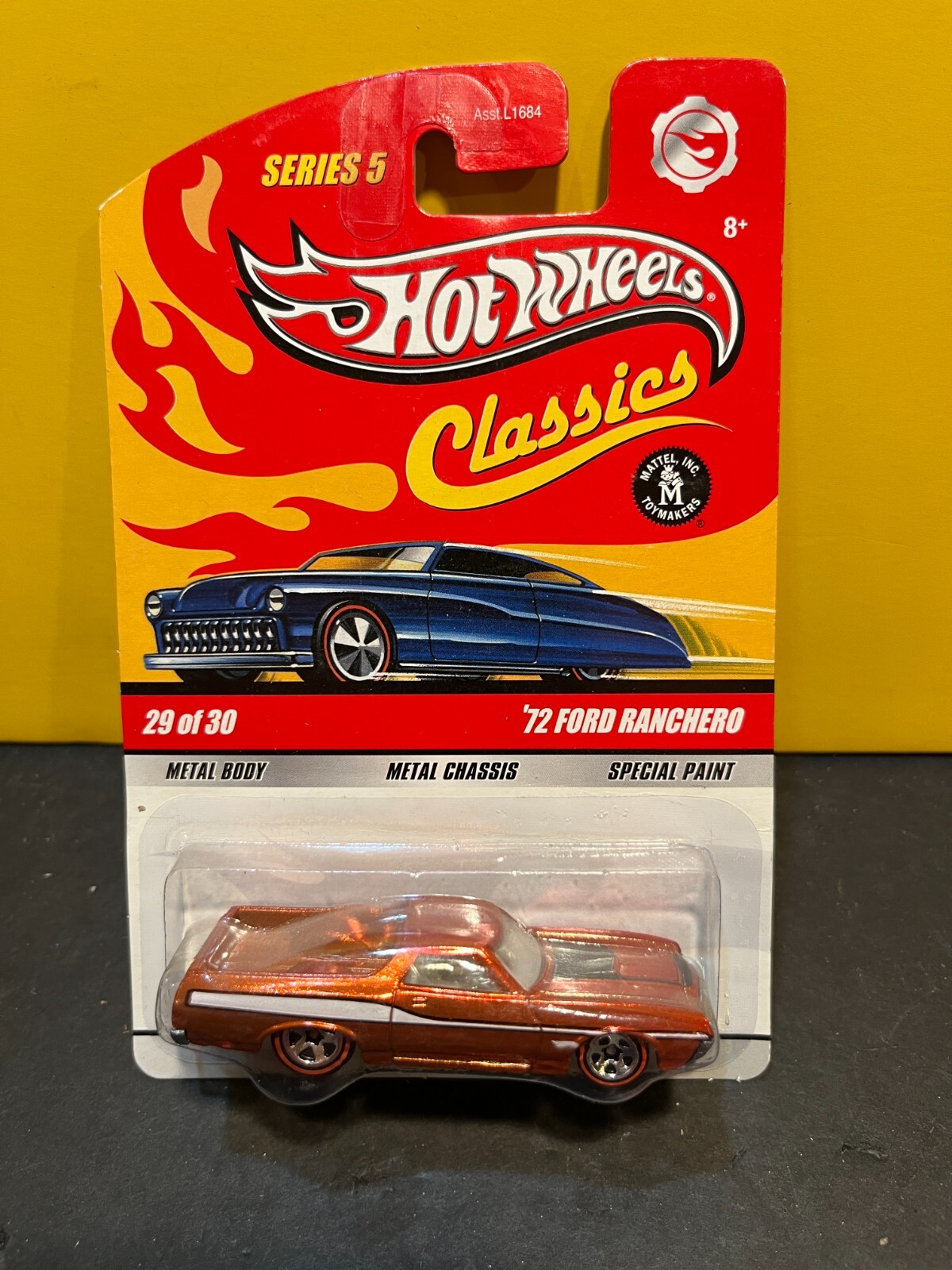 1/64 HOT WHEELS CLASSICS 29 OF 30 1972 FORD RANCHERO PICKUP GOLD