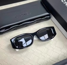Chanel Womens Sunglasses CH5525 Classic Black...