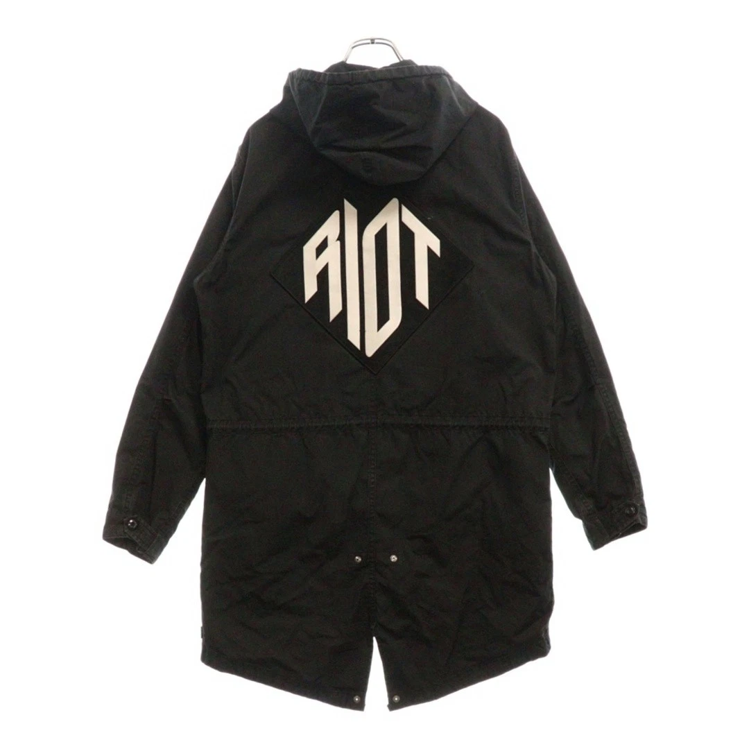 Veste à capuche militaire SUPREME 14SS Riot Fishtail parka dos brodé occasion e6