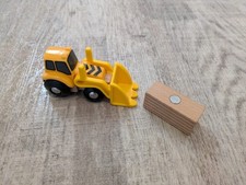 Brio Yellow Loader Tractor Digger with Wooden Cargo 33436