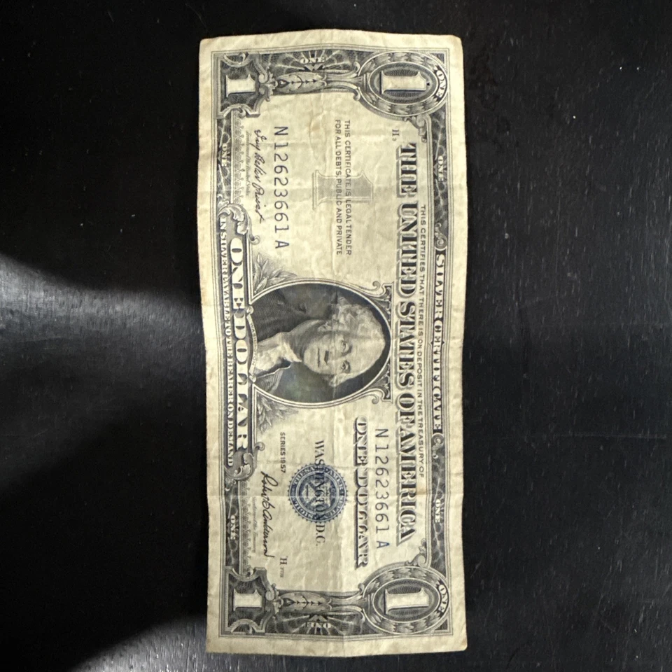 Old US Currency 8 Bills 4 One Dollar Notes 3 Five Dollars Note and 1 Ten Dollar - Image 4 of 4