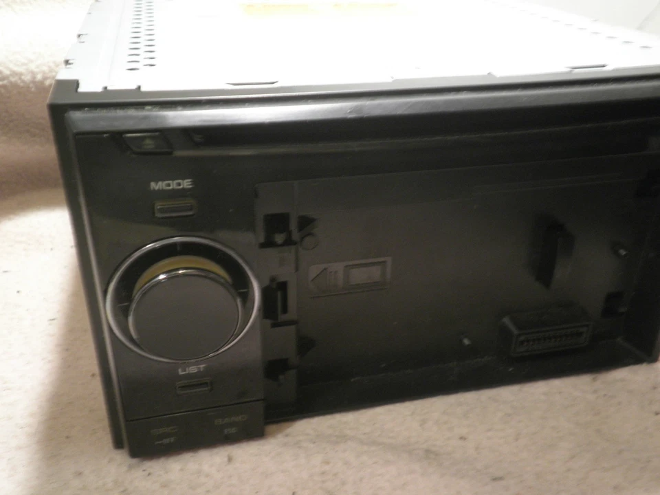 PIONEER AVIC F320BT AUTORADIO CD CON NAVIGATORE SOLO CORPO FISSO NO FRONTALE - Immagine 2 di 4