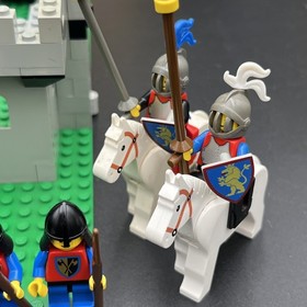 Vintage LEGO Set 6080, King's Castle, 100% Complete w/ Box & Instructions