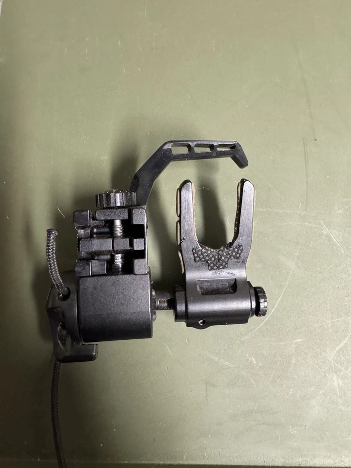 Reposaflechas Mathews QAD Ultrarest Integrate MX2 - Diestro - Negro Foto 4 de 4