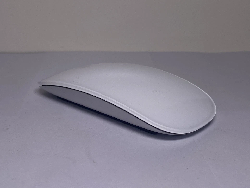 Apple A1657 Magic Mouse 2 Wireless Mouse - Silver (MLA02LL/A) (E7) - Image 4 of 4