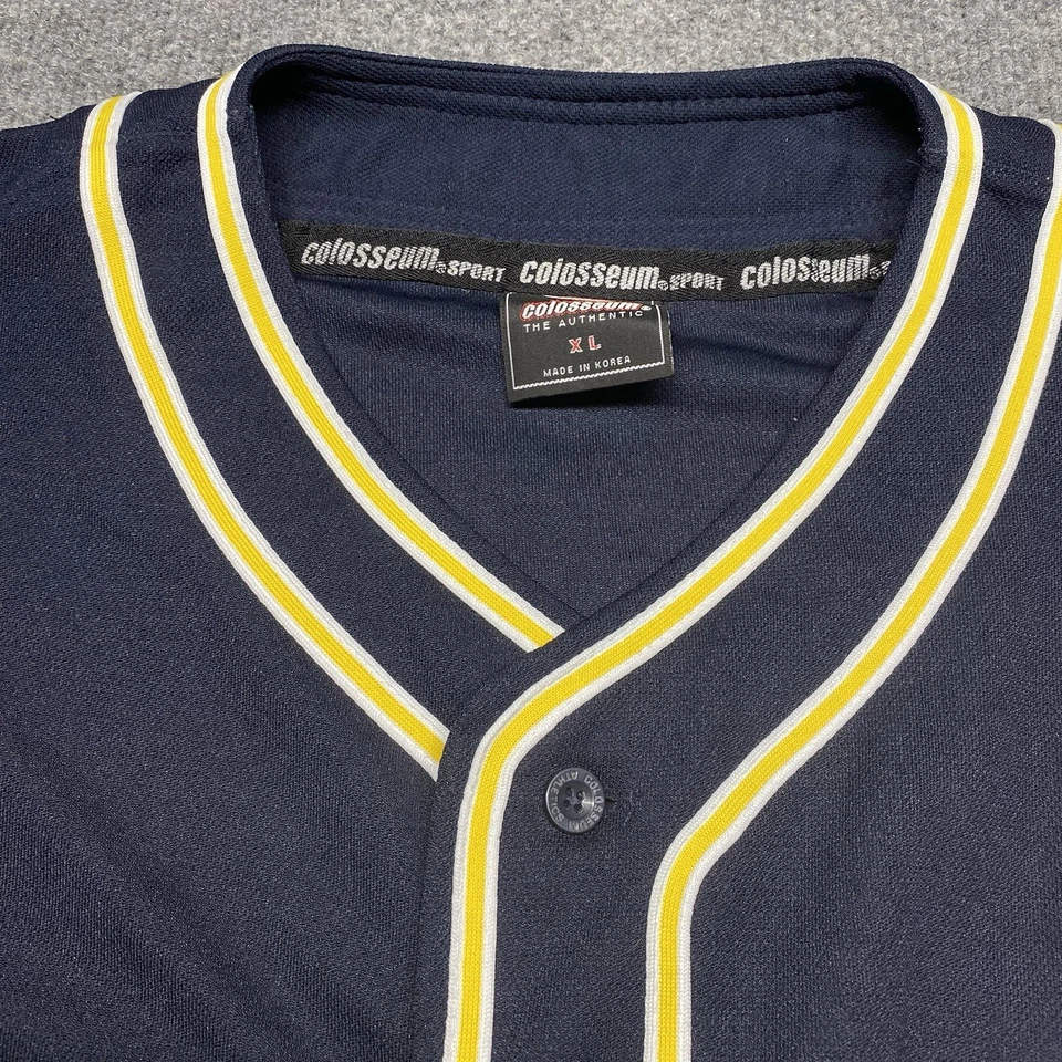 Camiseta deportiva de béisbol vintage de los Michigan Wolverines con parches bordados azul talla XL LEER Foto 4 de 4