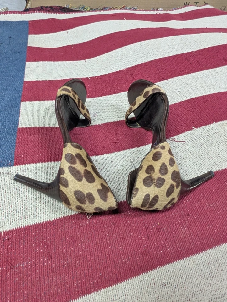 Sandalias de tacón bloque con honda de pelo de becerro etiqueta púrpura colección Ralph Lauren 8,5 Foto 4 de 4